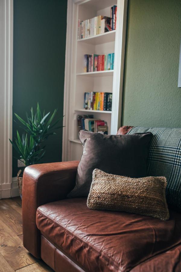The Main Street Burrow - Your Perfect Hideaway St Boswells Zewnętrze zdjęcie